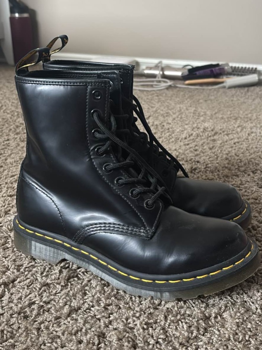 NWOT** Dr. Martens 1460 Boots